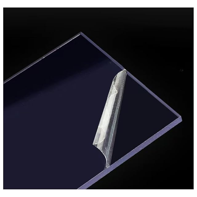 Klare Acrylglasplatte mit an einer Ecke abgezogener Schutzfolie