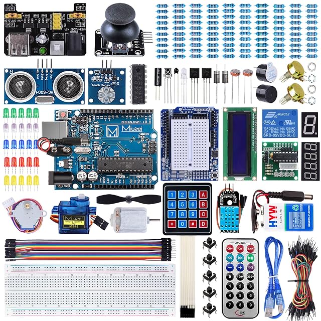 Teile des Miuzei-Starterkits MA13 mit Platine im UNO-Stil, Steckbrett und Modulen